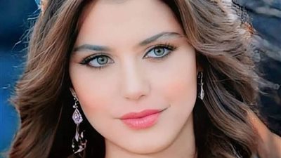  يحكي أن رجلا تزوج امرأة أيه في الجمال